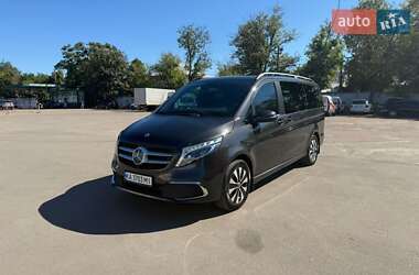 Минивэн Mercedes-Benz V-Class 2022 в Киеве