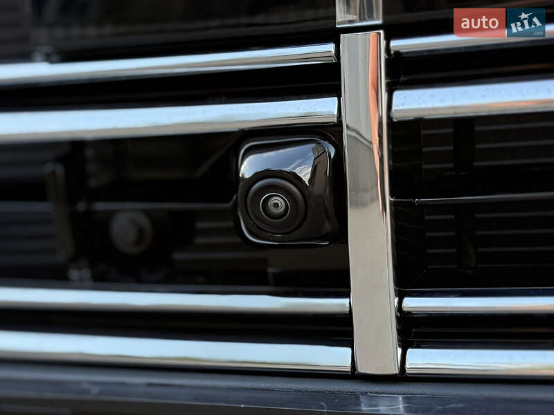 Мінівен Mercedes-Benz V-Class 2025 в Києві