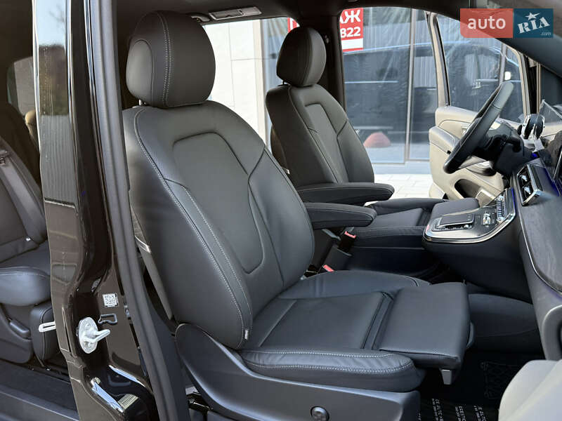 Мінівен Mercedes-Benz V-Class 2025 в Києві