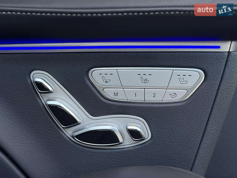 Мінівен Mercedes-Benz V-Class 2025 в Києві