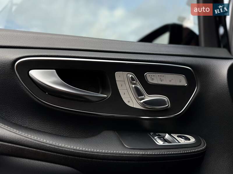 Мінівен Mercedes-Benz V-Class 2020 в Одесі