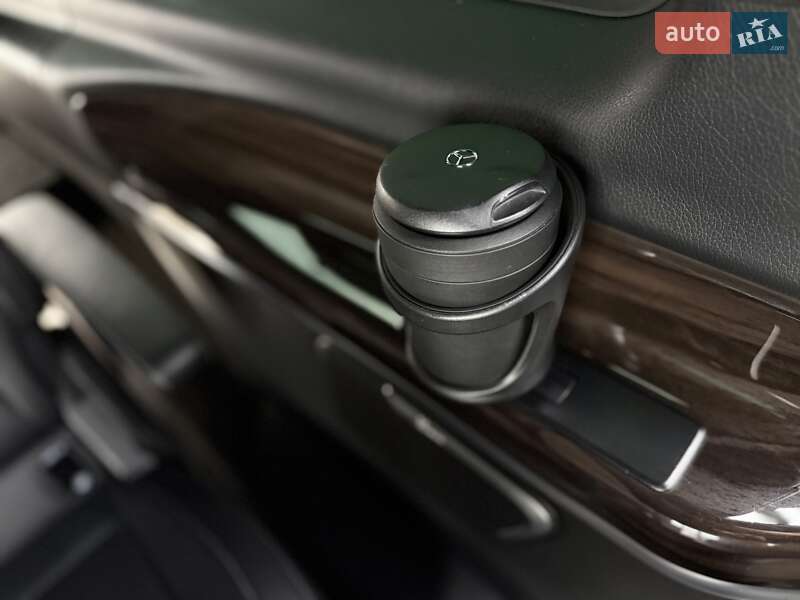 Мінівен Mercedes-Benz V-Class 2020 в Одесі