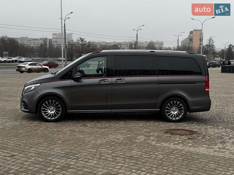 Минивэн Mercedes-Benz V-Class 2017 в Харькове