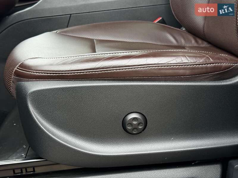 Минивэн Mercedes-Benz V-Class 2017 в Харькове