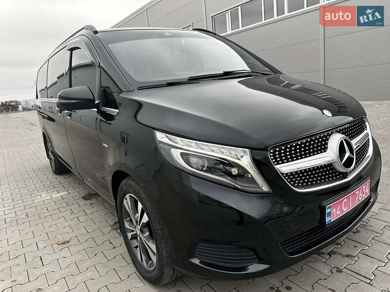 Минивэн Mercedes-Benz V-Class 2016 в Ивано-Франковске фото 18 Минивэн Mercedes-Benz V-Class 2016 в Ивано-Франковске