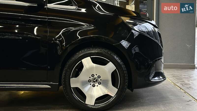 Мінівен Mercedes-Benz V-Class 2025 в Ужгороді