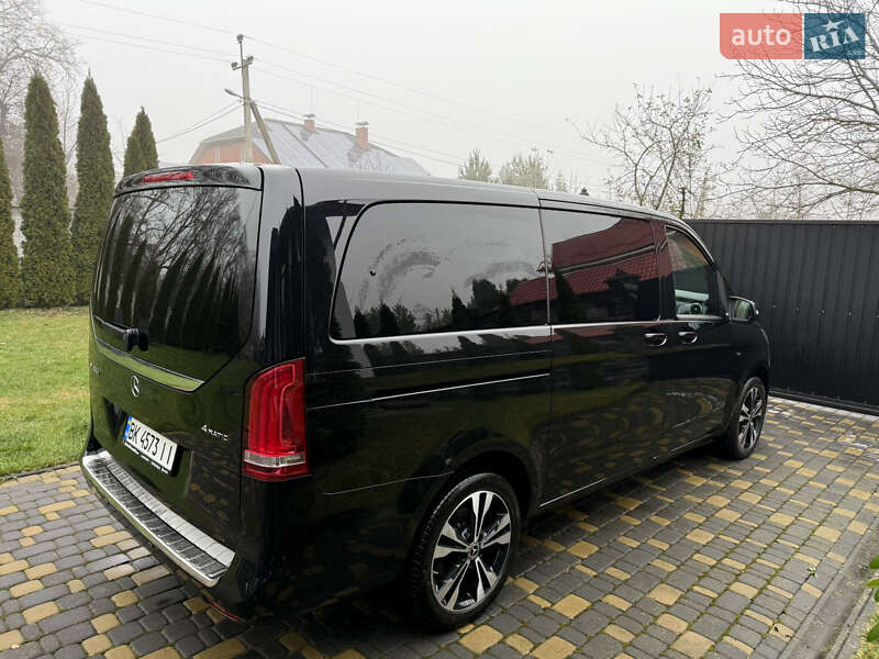 Минивэн Mercedes-Benz V-Class 2016 в Ровно