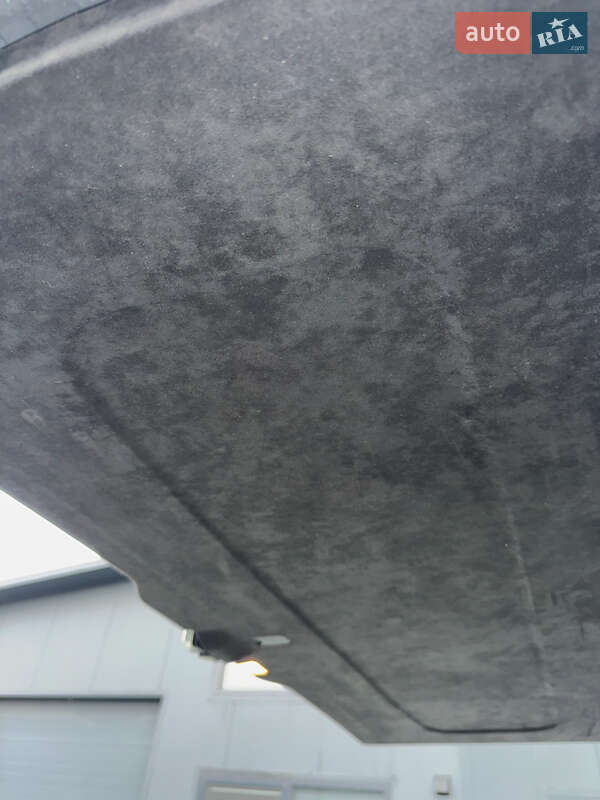 Минивэн Mercedes-Benz V-Class 2020 в Львове фото 41 Минивэн Mercedes-Benz V-Class 2020 в Львове