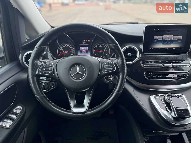 Мінівен Mercedes-Benz V-Class 2016 в Харкові