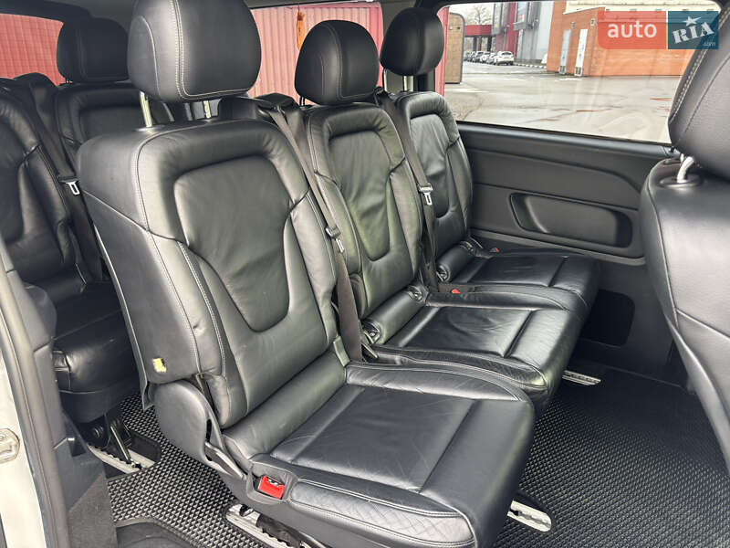 Мінівен Mercedes-Benz V-Class 2017 в Києві