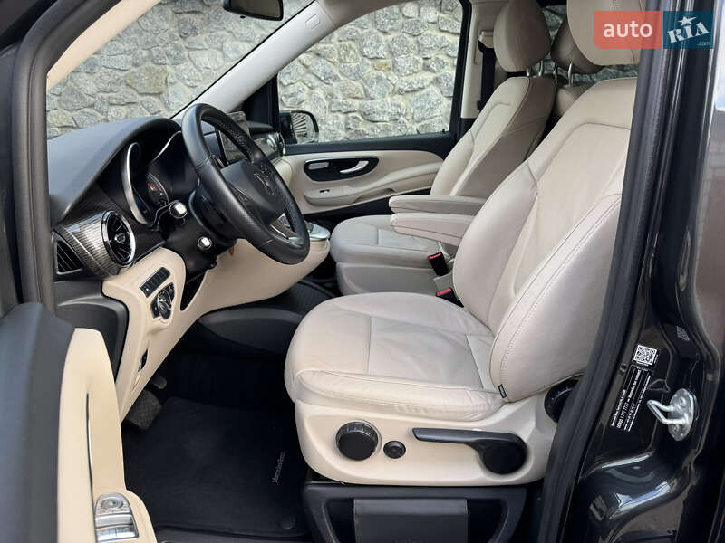 Минивэн Mercedes-Benz V-Class 2021 в Киеве фото 26 Минивэн Mercedes-Benz V-Class 2021 в Киеве