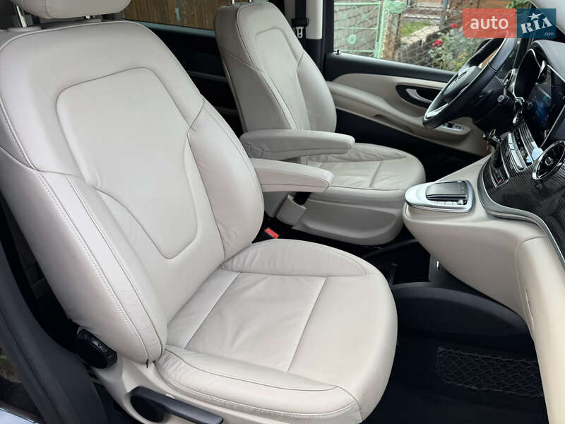 Минивэн Mercedes-Benz V-Class 2021 в Киеве фото 56 Минивэн Mercedes-Benz V-Class 2021 в Киеве
