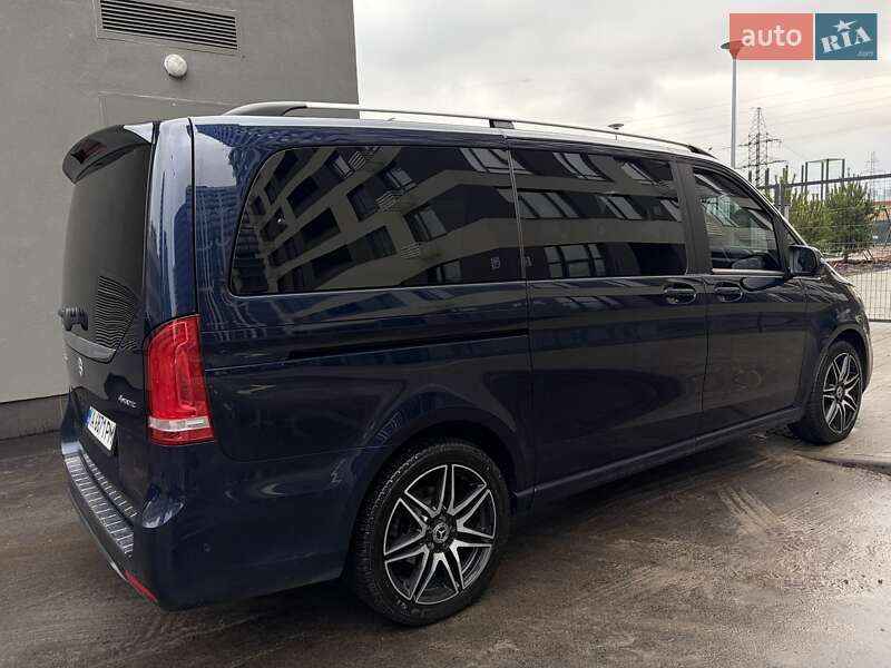 Минивэн Mercedes-Benz V-Class 2018 в Киеве фото 32 Минивэн Mercedes-Benz V-Class 2018 в Киеве
