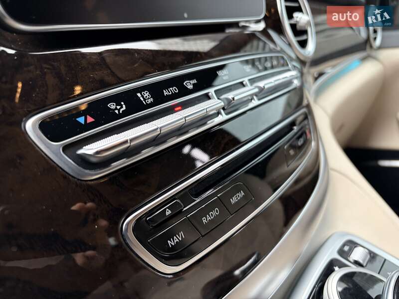 Минивэн Mercedes-Benz V-Class 2018 в Киеве фото 98 Минивэн Mercedes-Benz V-Class 2018 в Киеве