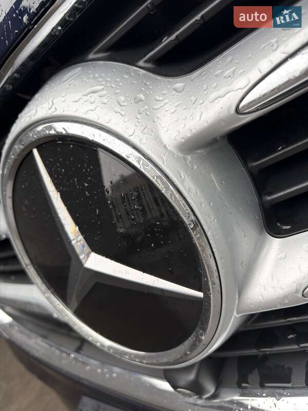 Минивэн Mercedes-Benz V-Class 2018 в Киеве фото 104 Минивэн Mercedes-Benz V-Class 2018 в Киеве