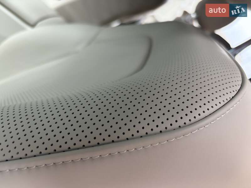 Минивэн Mercedes-Benz V-Class 2018 в Киеве фото 106 Минивэн Mercedes-Benz V-Class 2018 в Киеве