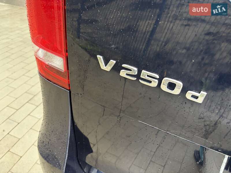 Минивэн Mercedes-Benz V-Class 2018 в Киеве фото 117 Минивэн Mercedes-Benz V-Class 2018 в Киеве