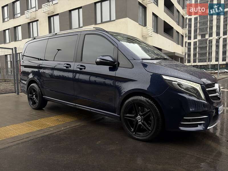 Минивэн Mercedes-Benz V-Class 2018 в Киеве фото 160 Минивэн Mercedes-Benz V-Class 2018 в Киеве