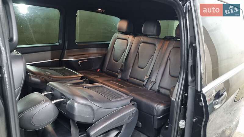 Минивэн Mercedes-Benz V-Class 2017 в Черновцах