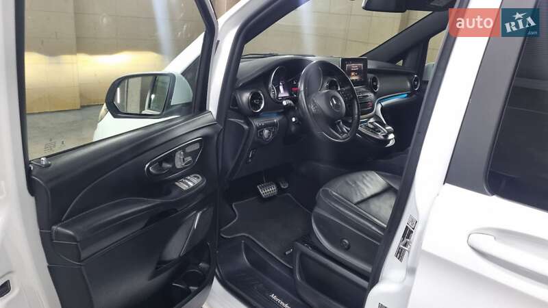Минивэн Mercedes-Benz V-Class 2019 в Черновцах