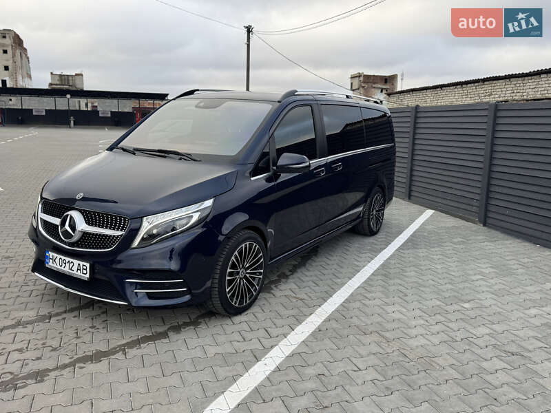 Мінівен Mercedes-Benz V-Class 2020 в Рівному фото 19 Мінівен Mercedes-Benz V-Class 2020 в Рівному