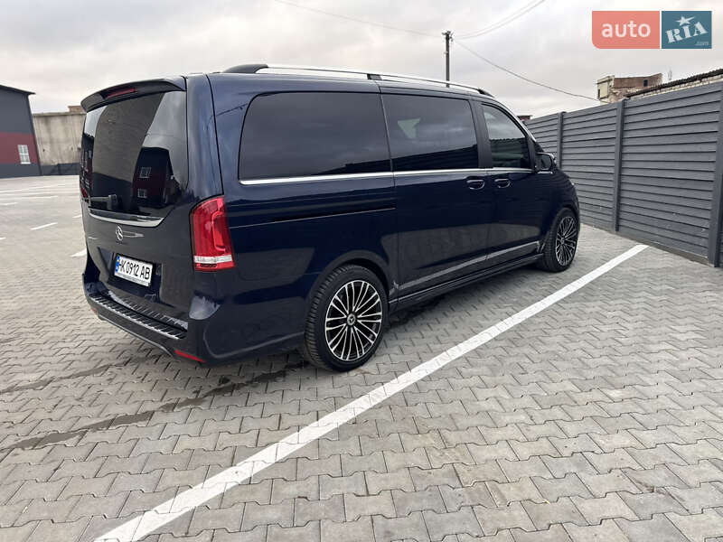 Мінівен Mercedes-Benz V-Class 2020 в Рівному фото 43 Мінівен Mercedes-Benz V-Class 2020 в Рівному