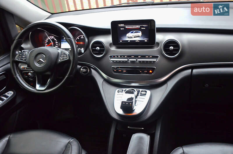 Мінівен Mercedes-Benz V-Class 2015 в Дніпрі