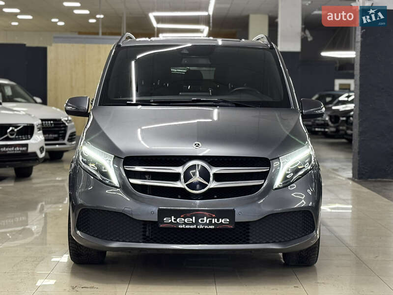 Мінівен Mercedes-Benz V-Class 2022 в Миколаєві