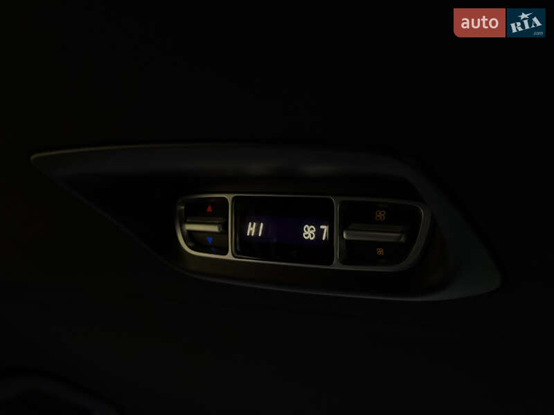 Мінівен Mercedes-Benz V-Class 2018 в Дніпрі