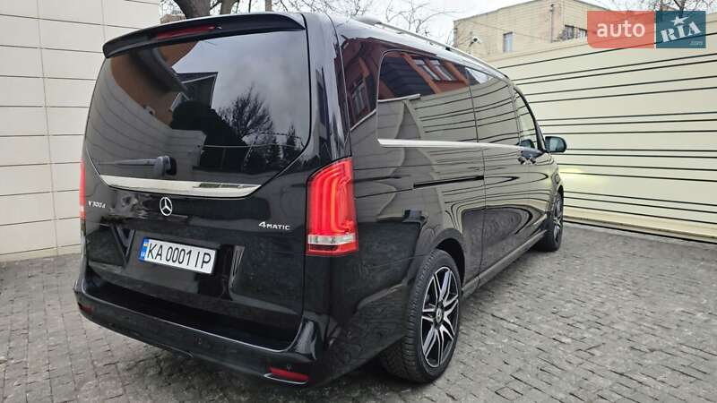 Мінівен Mercedes-Benz V-Class 2023 в Києві
