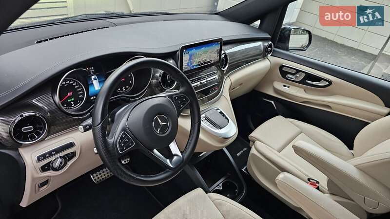 Мінівен Mercedes-Benz V-Class 2023 в Києві