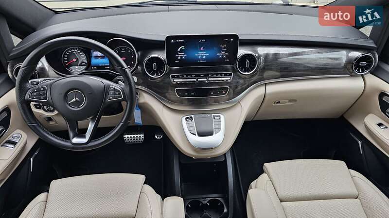 Мінівен Mercedes-Benz V-Class 2023 в Києві