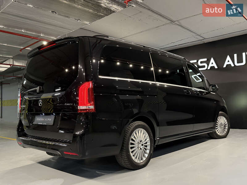Мінівен Mercedes-Benz V-Class 2017 в Одесі