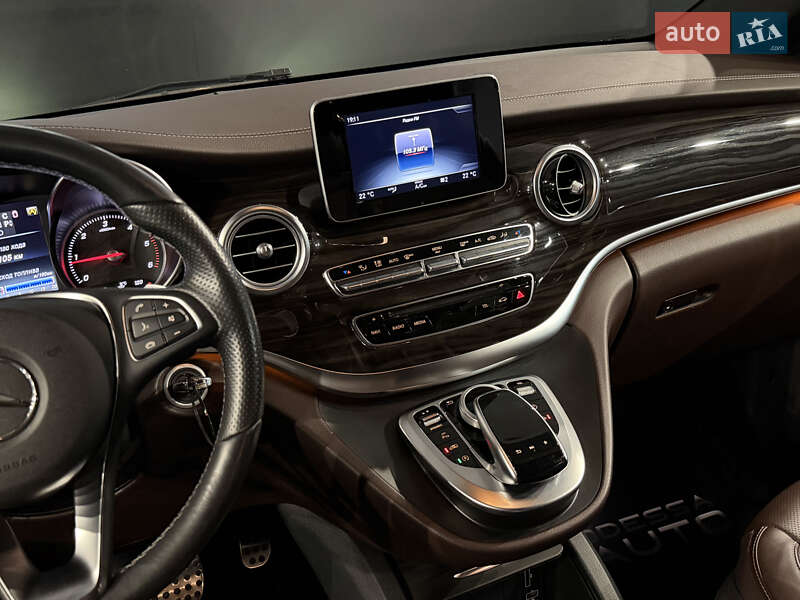 Мінівен Mercedes-Benz V-Class 2017 в Одесі