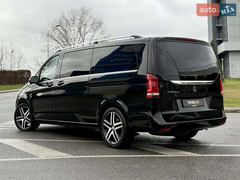 Минивэн Mercedes-Benz V-Class 2016 в Киеве