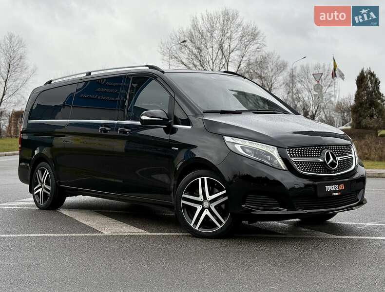 Минивэн Mercedes-Benz V-Class 2016 в Киеве