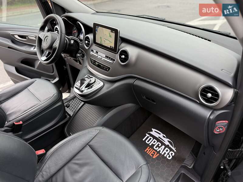 Минивэн Mercedes-Benz V-Class 2016 в Киеве