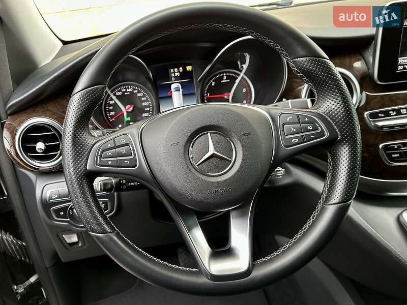 Мінівен Mercedes-Benz V-Class 2018 в Києві