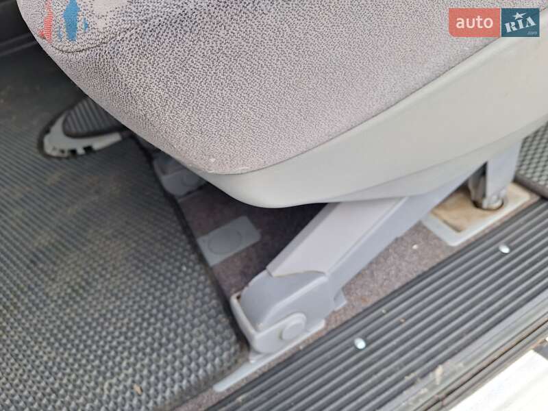 Минивэн Mercedes-Benz V-Class 1999 в Черновцах