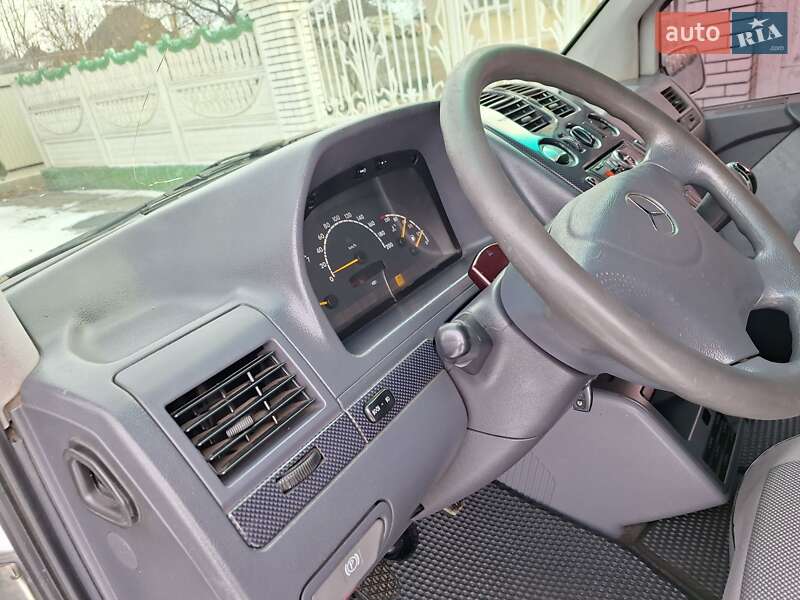 Минивэн Mercedes-Benz V-Class 1999 в Черновцах