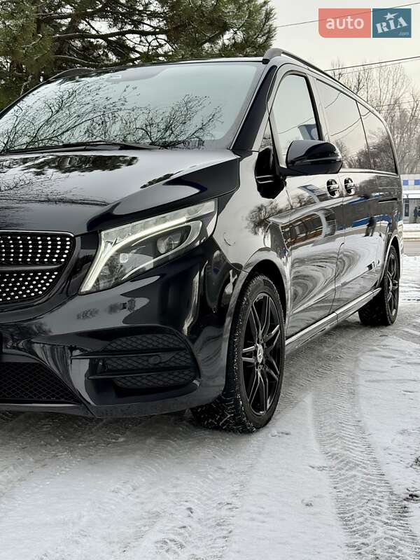 Мінівен Mercedes-Benz V-Class 2020 в Дніпрі
