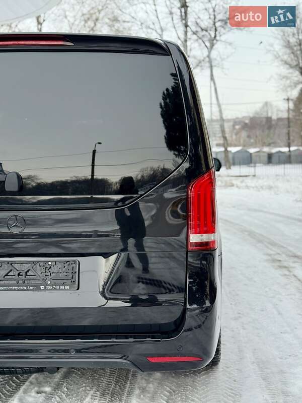 Мінівен Mercedes-Benz V-Class 2020 в Дніпрі
