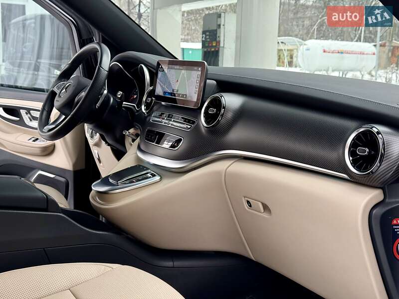 Мінівен Mercedes-Benz V-Class 2020 в Дніпрі