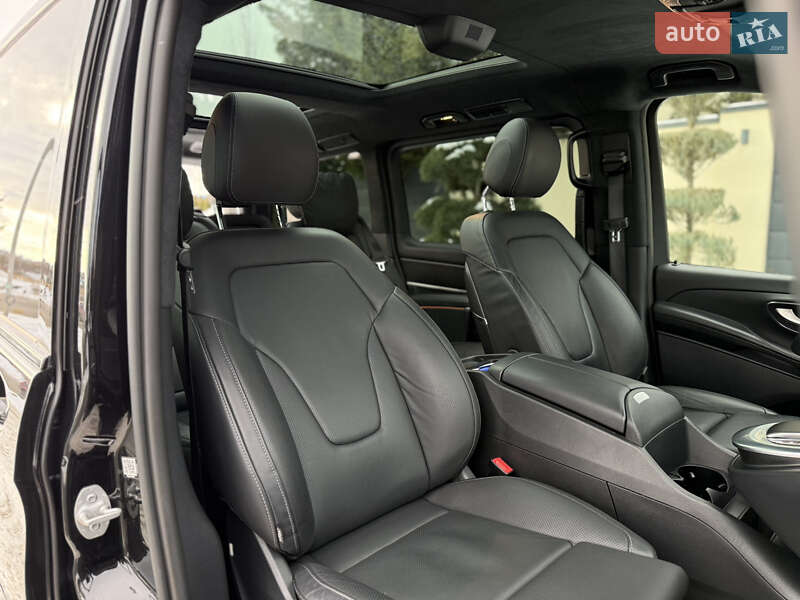 Минивэн Mercedes-Benz V-Class 2022 в Львове