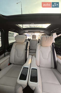 Мінівен Mercedes-Benz V-Class 2023 в Вінниці