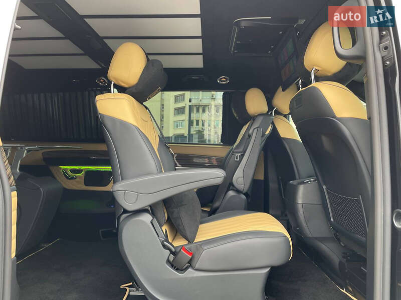 Мінівен Mercedes-Benz V-Class 2021 в Києві фото 17 Мінівен Mercedes-Benz V-Class 2021 в Києві
