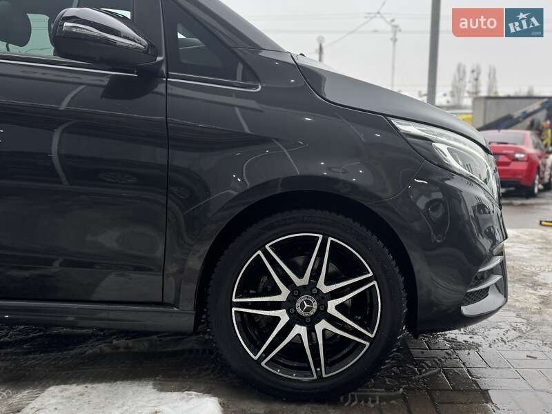 Минивэн Mercedes-Benz V-Class 2021 в Киеве
