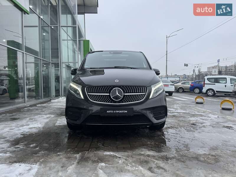 Минивэн Mercedes-Benz V-Class 2021 в Киеве