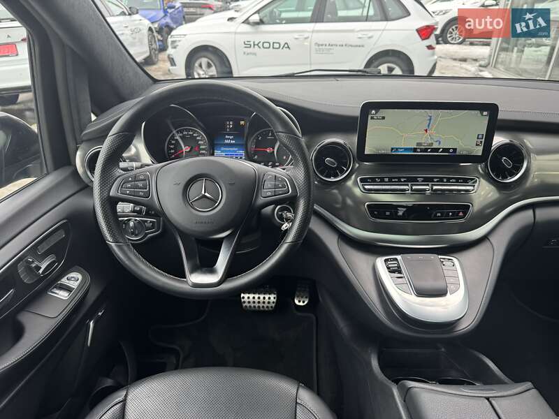 Минивэн Mercedes-Benz V-Class 2021 в Киеве