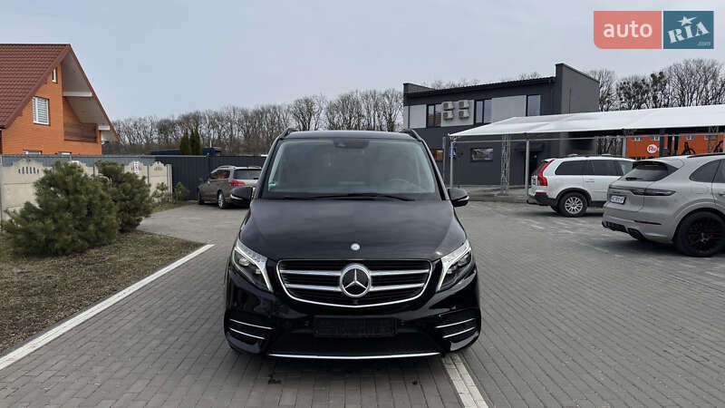 Mercedes-Benz V-Class 2016